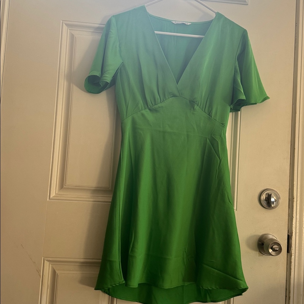 Stradivarius Vibrant Green Top